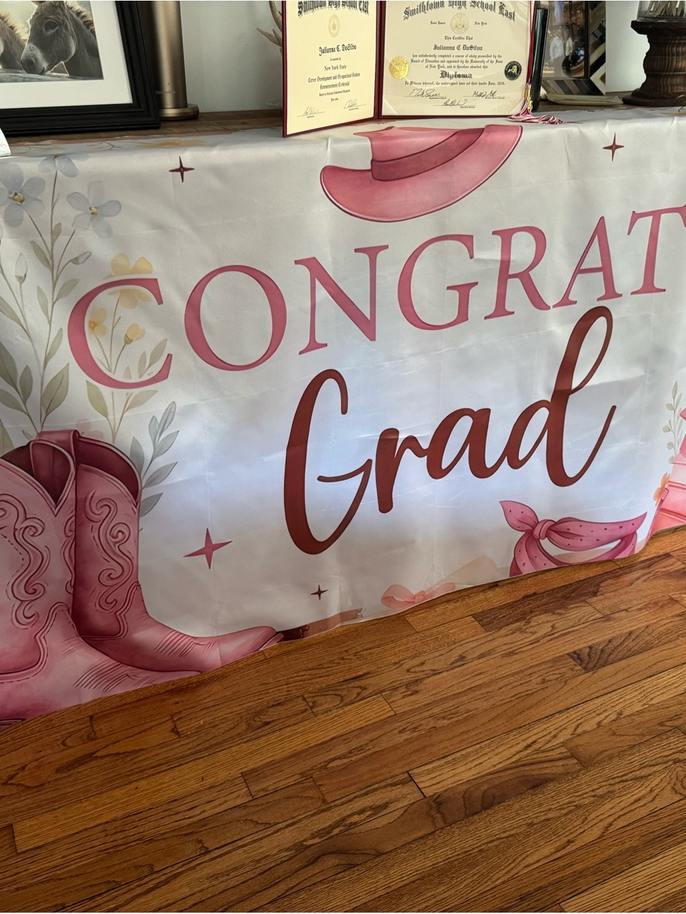 Congrats Grad Banner, 2 vertical grad banners & 2x 2026 sparkles